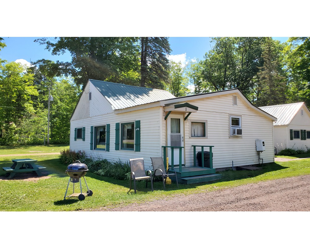 Cabin Photo Gallery From The Timbers Resort on Lake Gogebic in Michigan's Upper Peninsula
