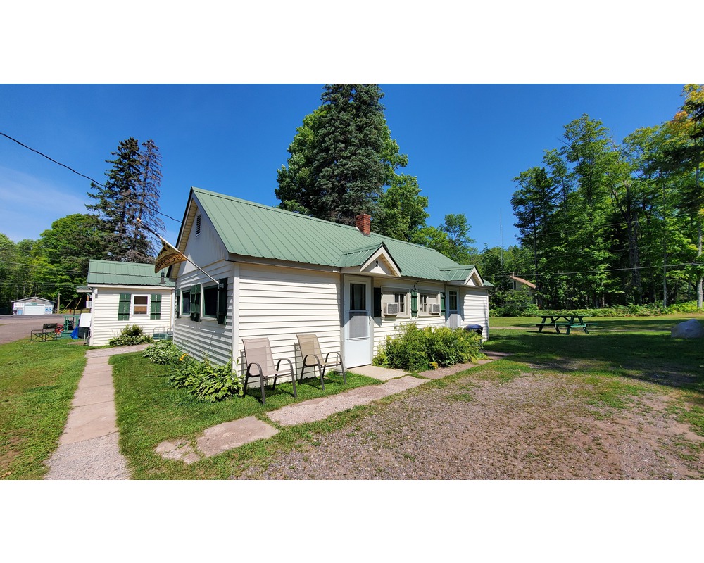 Cabin Photo Gallery From The Timbers Resort on Lake Gogebic in Michigan's Upper Peninsula